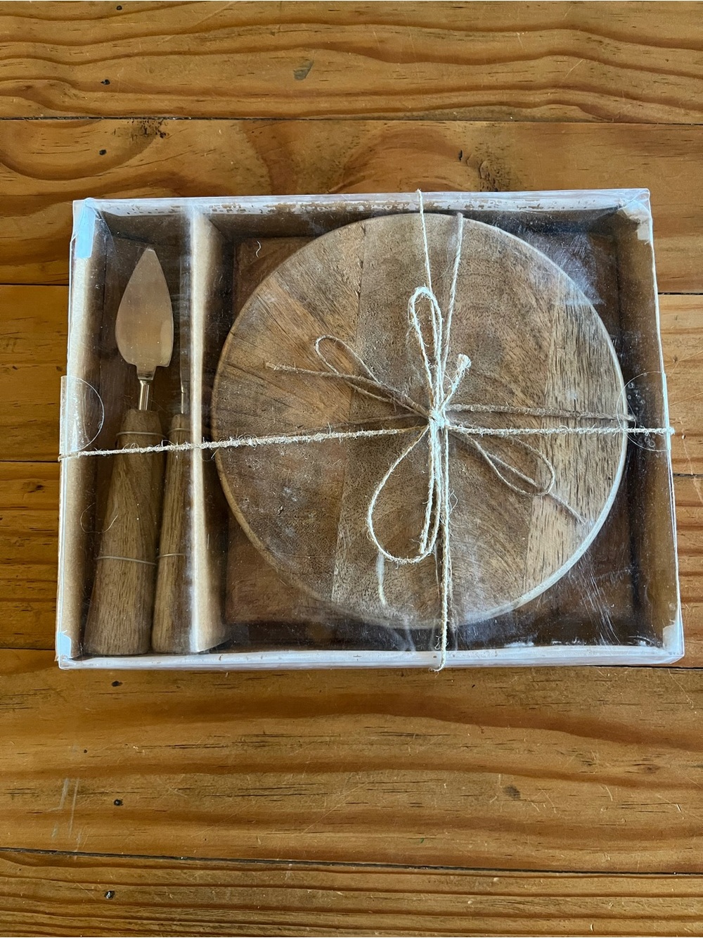 Wood Cheese Serving Set w/Knife & Spreader